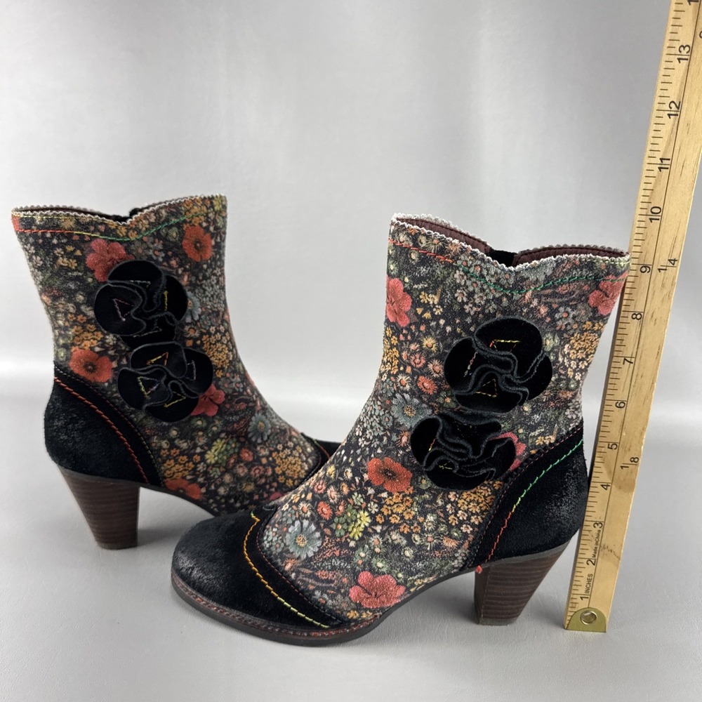 L'Artiste Spring Step Simonetta Bootie Floral Suede Leather Boots US 9 Boho Art